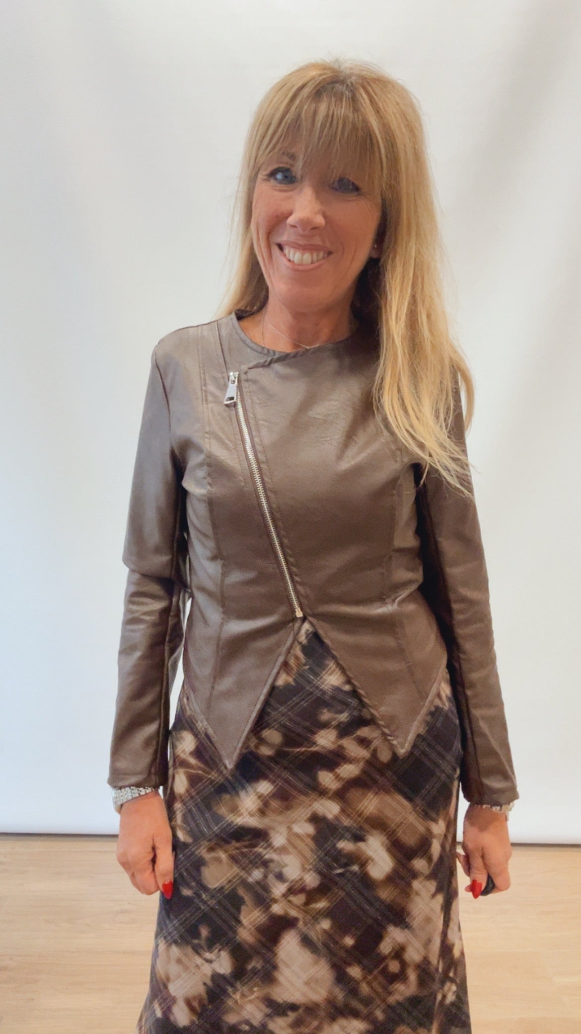 Chiodo Donna Corto Ecopelle con Zip - Rock Chic Nero