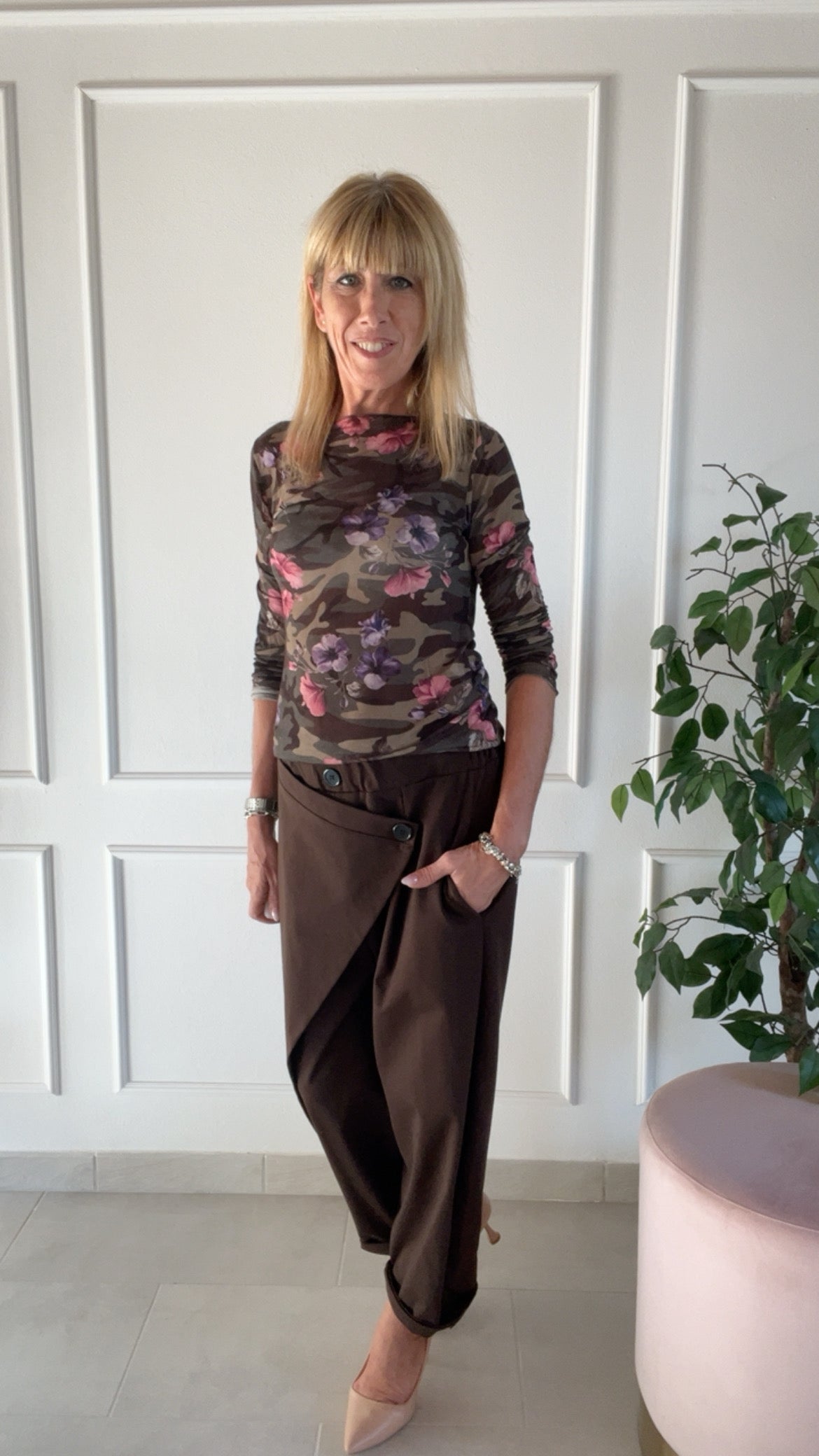 Maglia cashmere flowers army