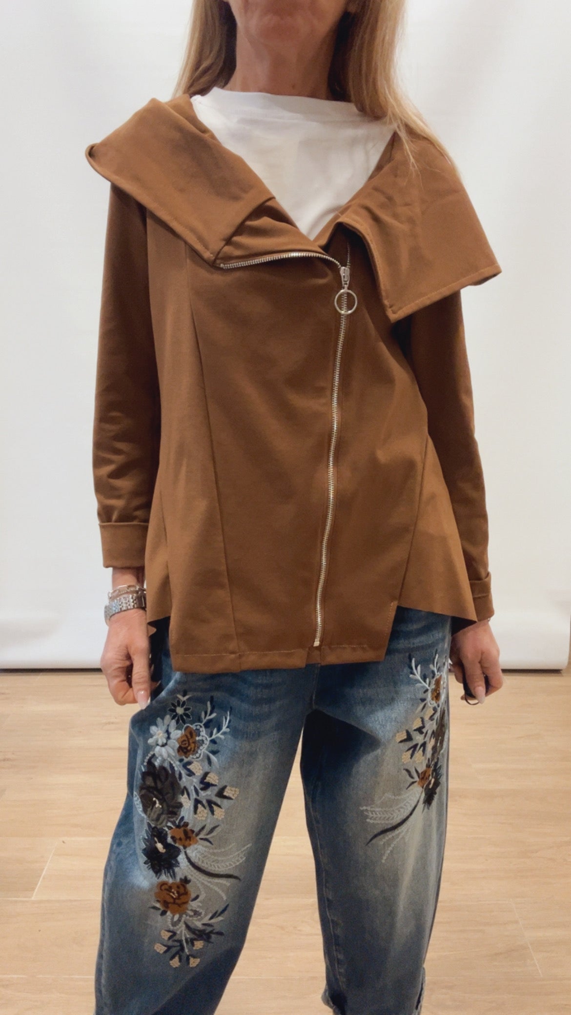 Giacca zip con cappuccio