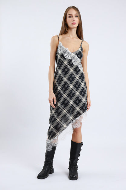 ABITO QUADRI E PIZZO