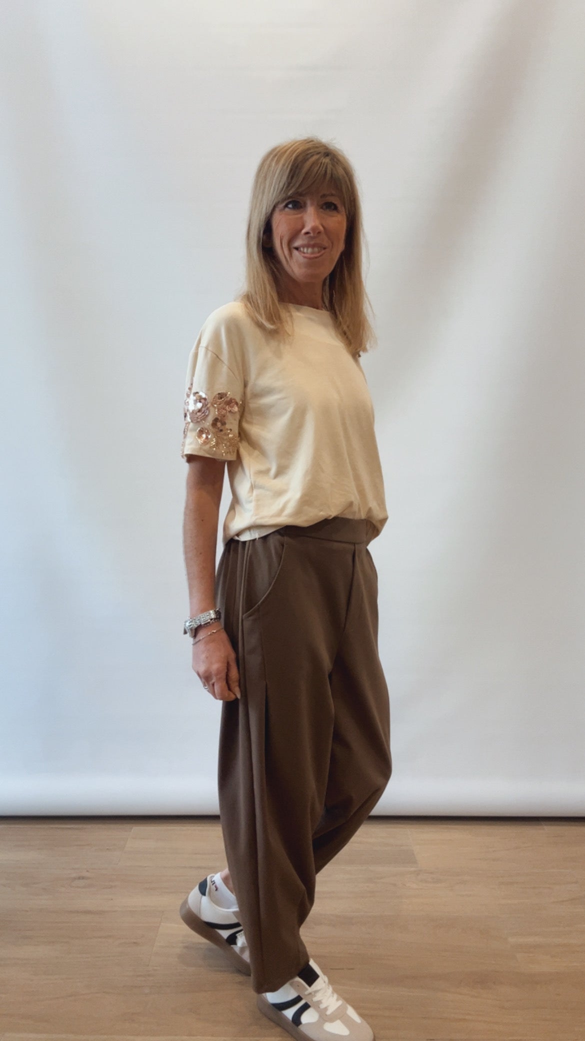 Maglia manica corta paillettes