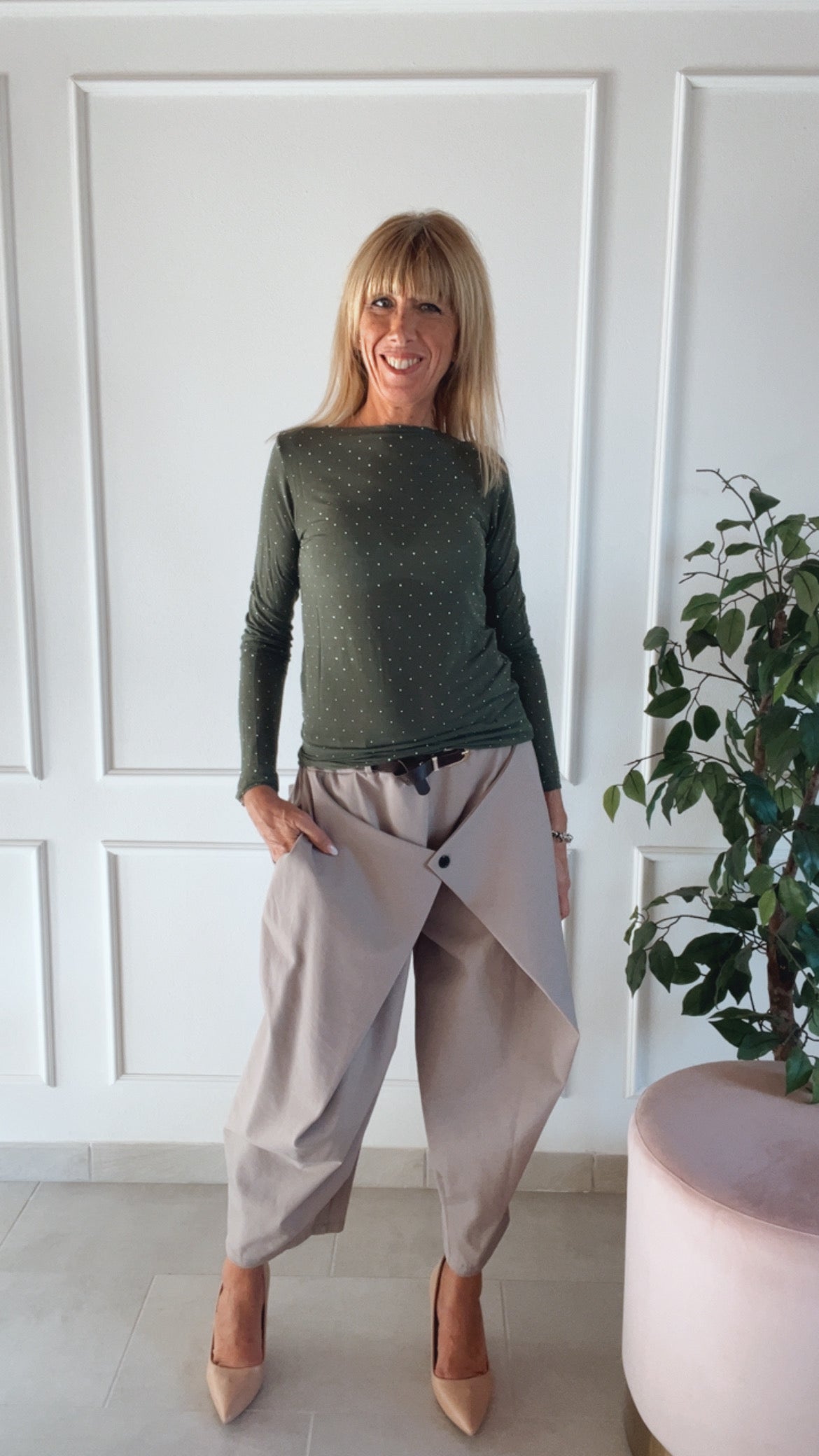 Maglia cashmere con micro borchie