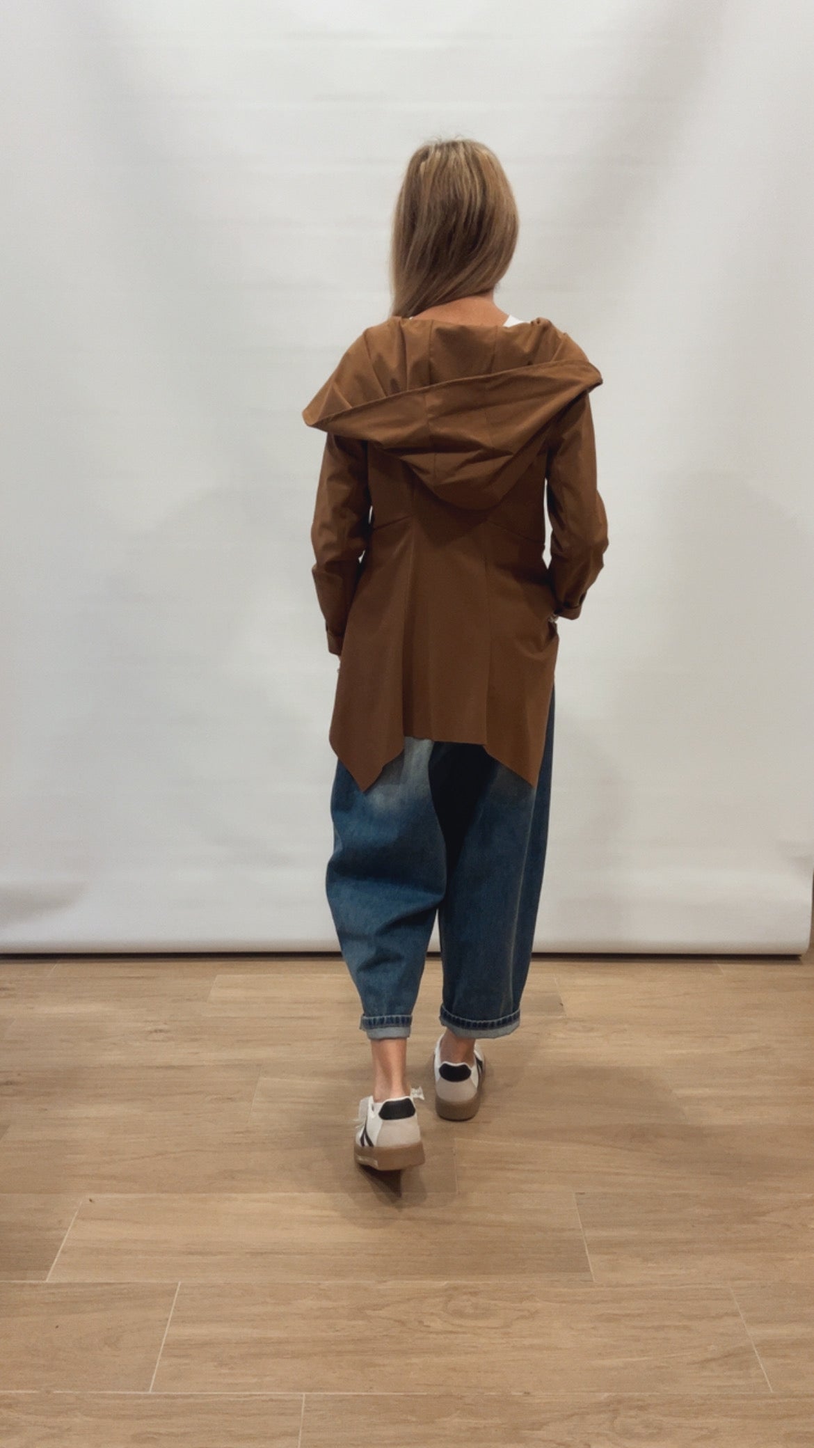 Giacca zip con cappuccio