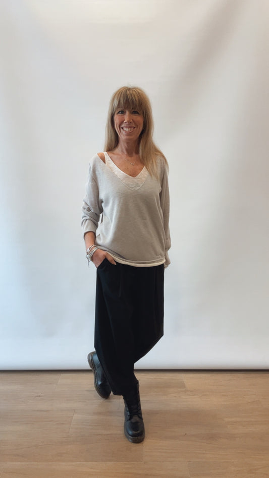 Maglia doppio scollo a V