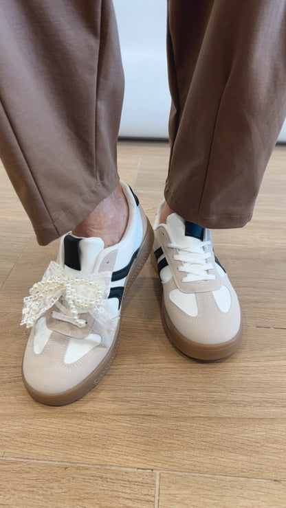 Sneaker fiocco pizzo