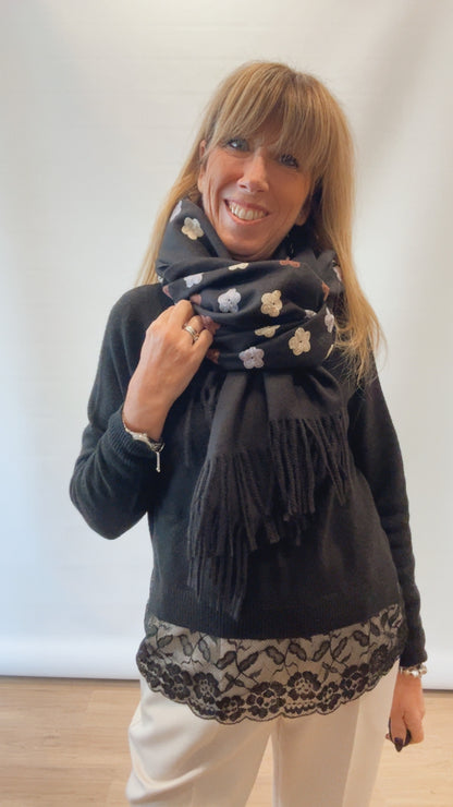 Sciarpa Ricamata