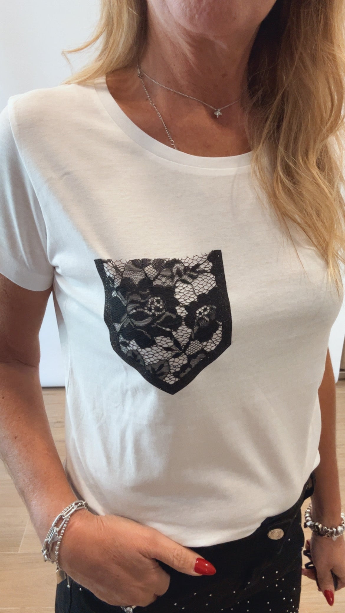 T- shirt tasca pizzo