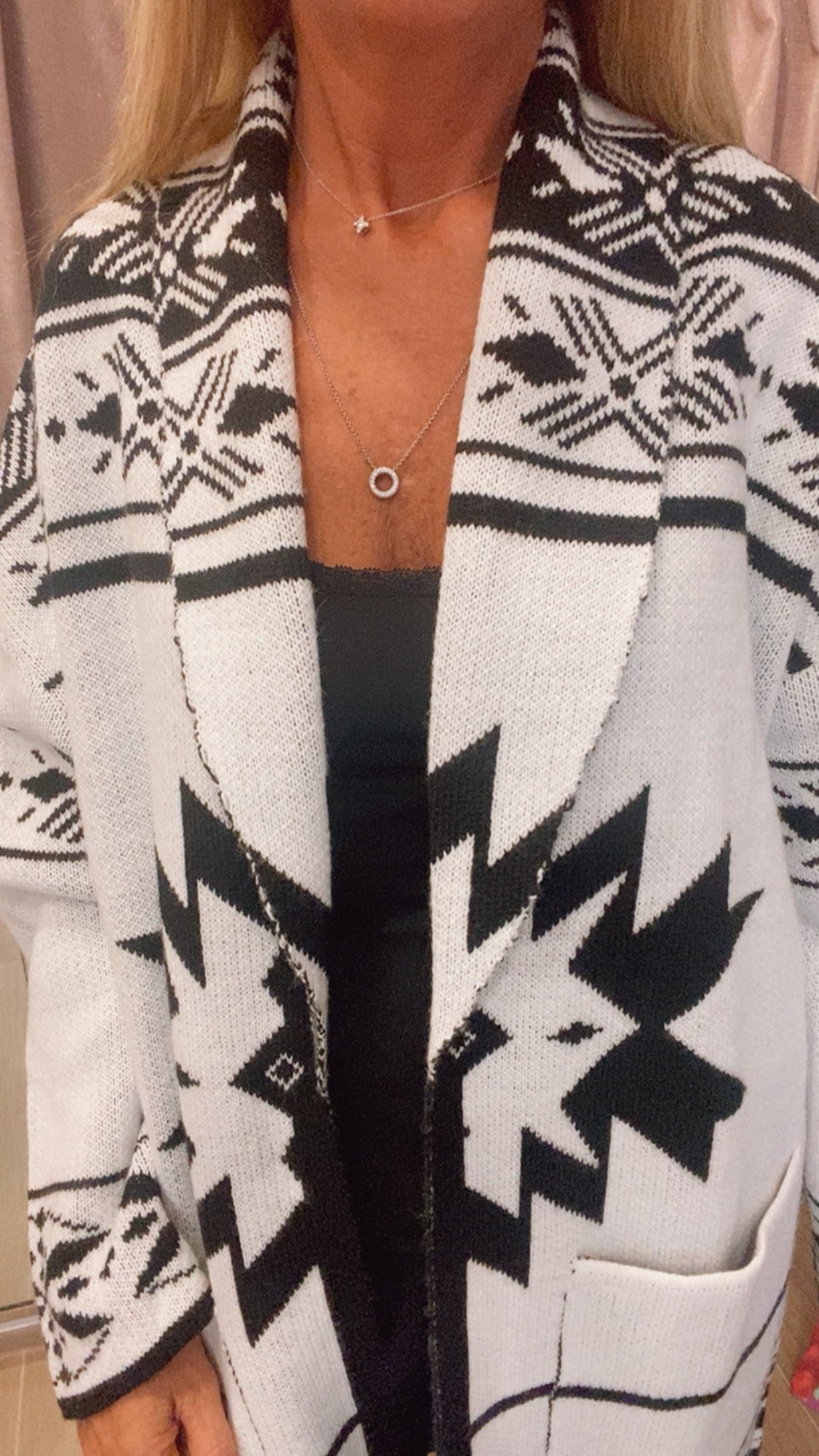 Cardigan geometrico